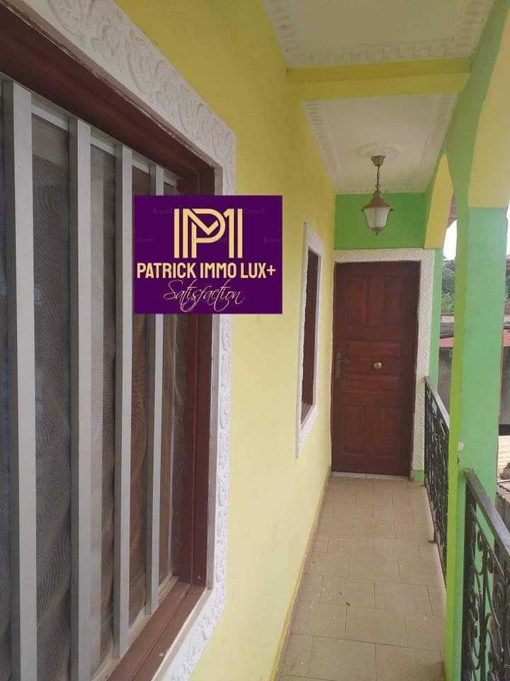  Studio Moderne à louer à Emana