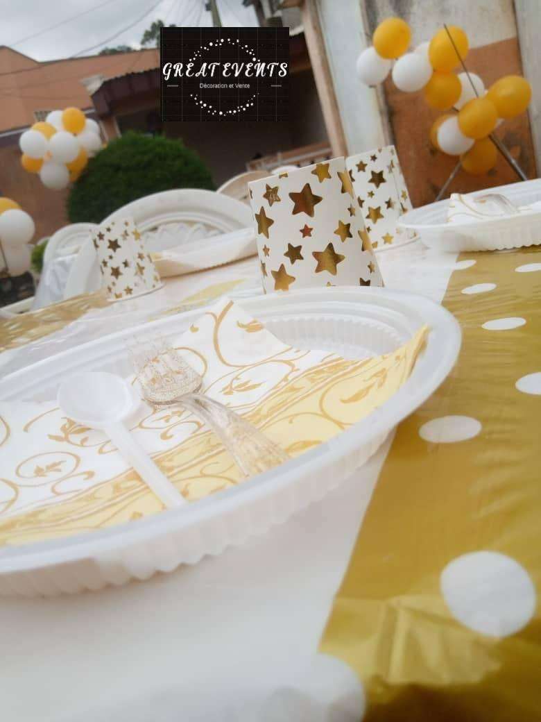  decoration location et vente accessoires anniversaires
