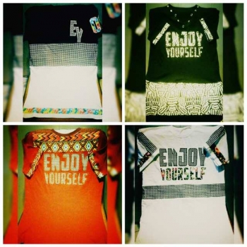  T-shirt ,casquettes ,pull, sac et chaussure