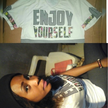  T-shirt ,casquettes ,pull, sac et chaussure
