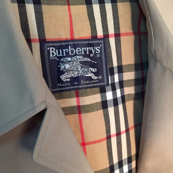  Par-dessus  BURBERRY