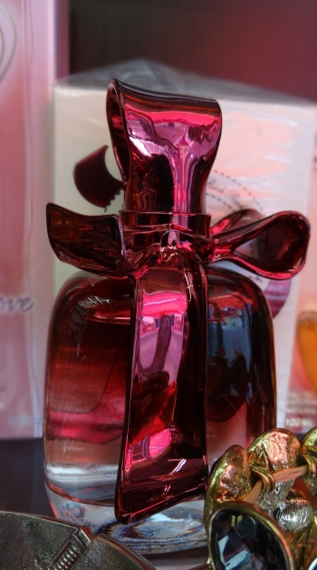  Nina Ricci Ricci Ricci Eau de Parfum