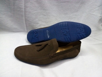  Mocassin Clarks  maron pointure 41 à 45