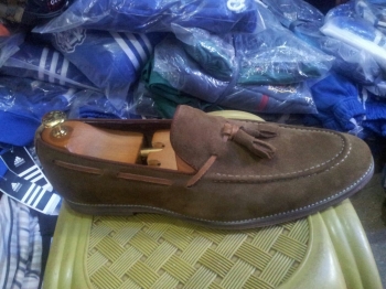  Sliper mocassin deux ponpons