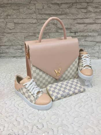  Louis Vuitton Paris Package
