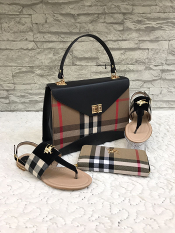  Burberry sac pochette package