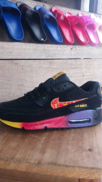  Air max black