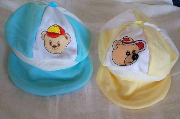 chapeau pour bébé