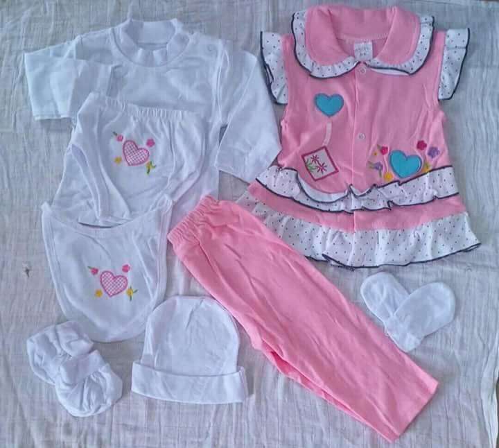  vêtement complet pour bébé