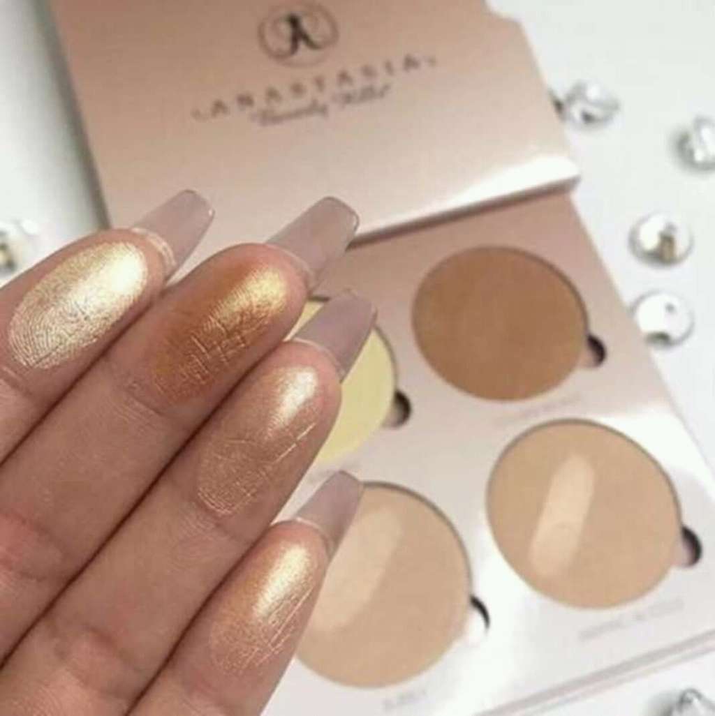  Palette illuminatrice ANASTASIA 