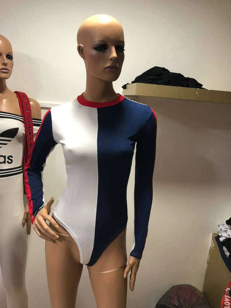  chaussures pour hommes et femmes 