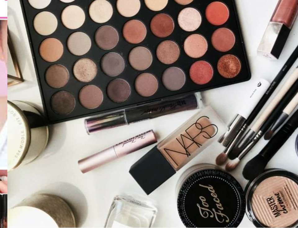  Bustiers, body suit, ensemble sous vêtements, bermuda, string, cream anti tâches anti acnée, donjons, make up ki