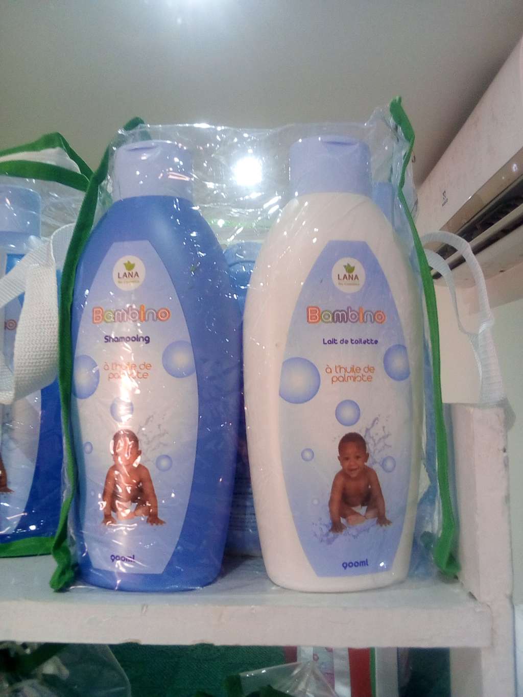  Lait anti - vergetures, package Bebe, eau de cologne   