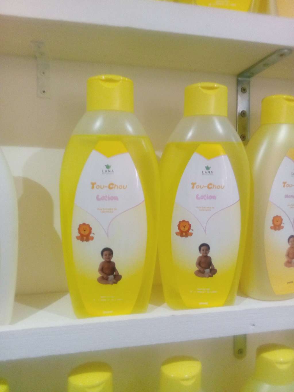  Lait anti - vergetures, package Bebe, eau de cologne   