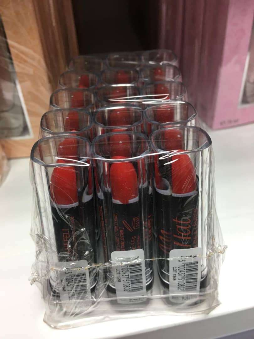  Rouge à lèvres mat