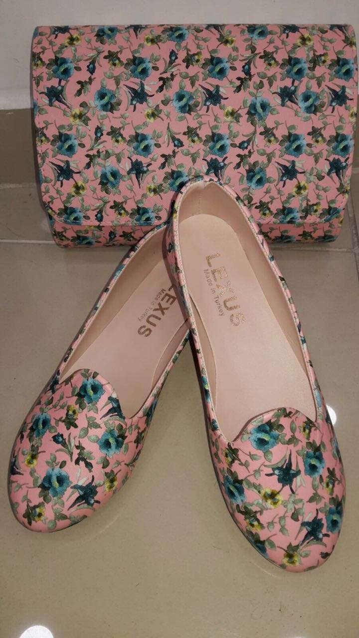  Ensemble chaussures pochette