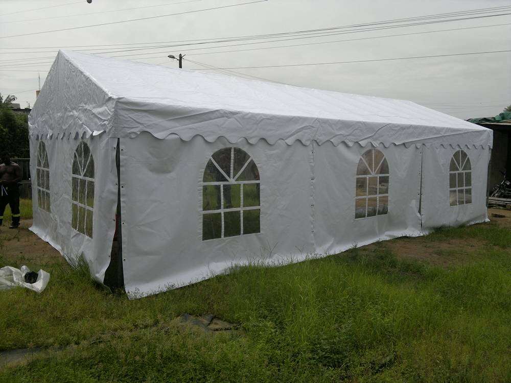  Location de tente pour 100 places