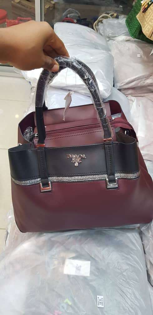  Sacs