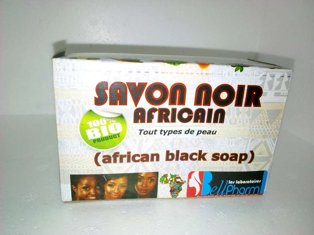  SAVON NOIR AFRICAIN MADE IN CAMEROUN. ANTICEPTIQUE,GOMMANT ,ANTI-ACNÉ,ANTIRIDE,ANTI VIEILLISSEMENT, ANTI VERGETURES, ANTI TÂCHE NOIR, ANTI CERNE ,ANTI COMÉDONS, ANTI DEMANGEAISONS,ANTI BOUTON DE CHALEURS ANTI PELLICULES ETC