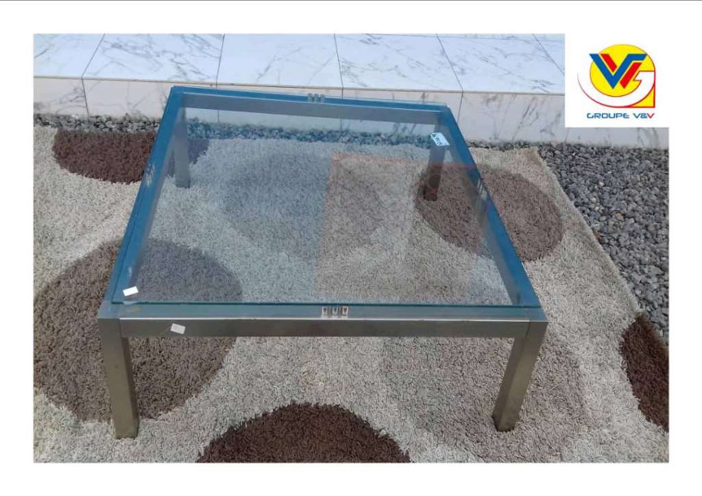  Table en ver avec cadre en acier inoxydable 
