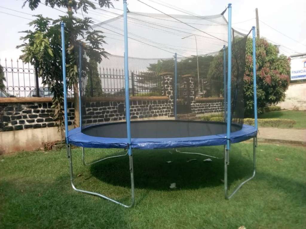  Instrument de manège. En location et sur commande