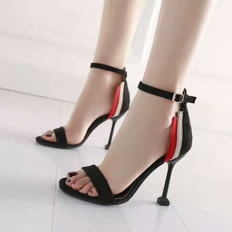  Escarpin