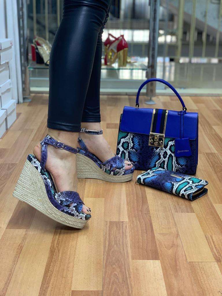  Ensemble chaussure, sac,  et pochette 