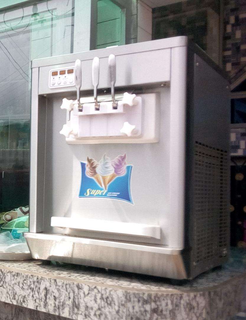  Machine à glace à louer,  vente sur commande 