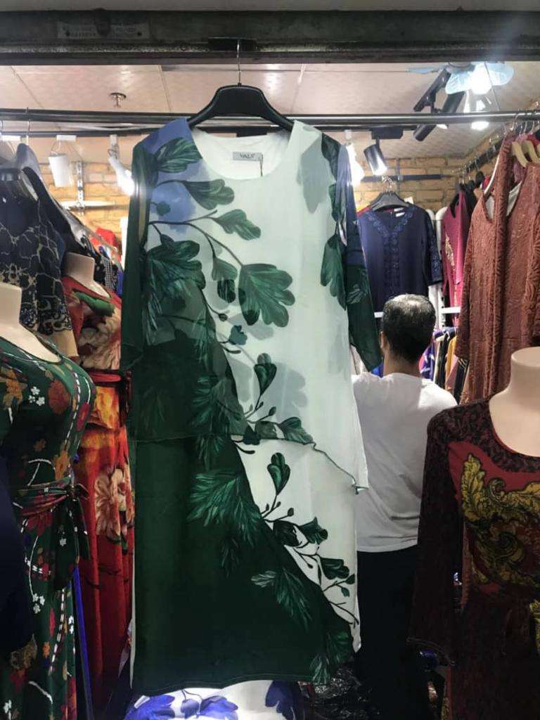  Robe dame, couleur dispo. ( vert,  rouge, orange) 