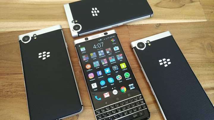  BlackBerry  key  one