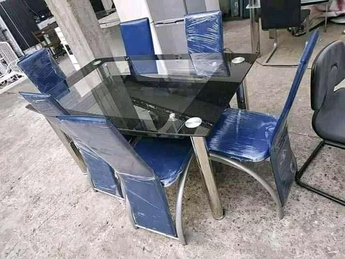  Sale à mangé complète 
