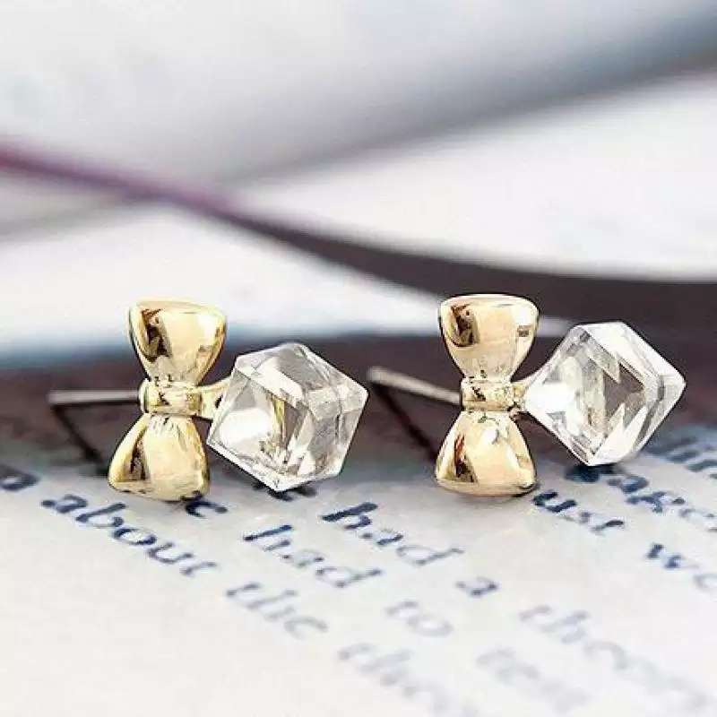  Boucle d'oreilles
