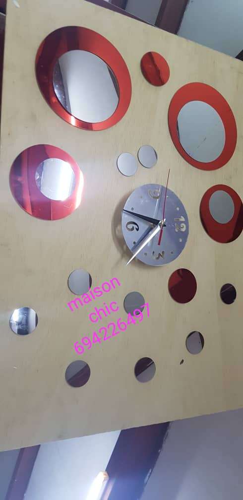  Montre murale