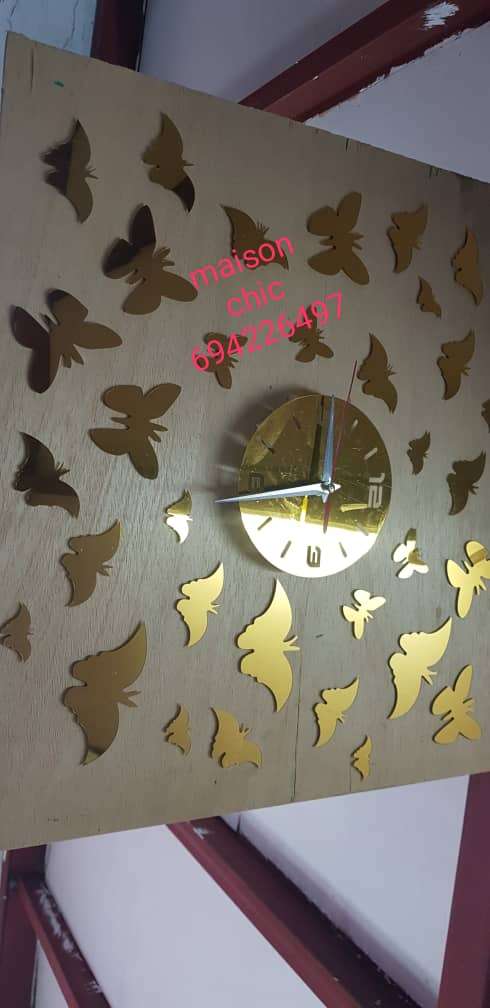  Montre murale