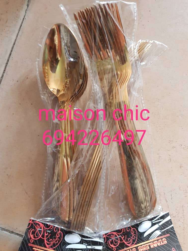  cuillère et fourchette 