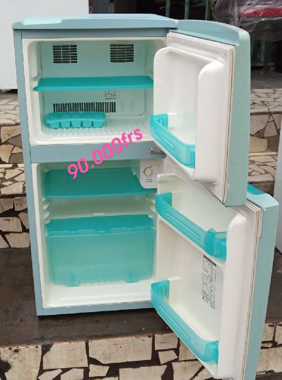  frigo de chambre vitré neuf