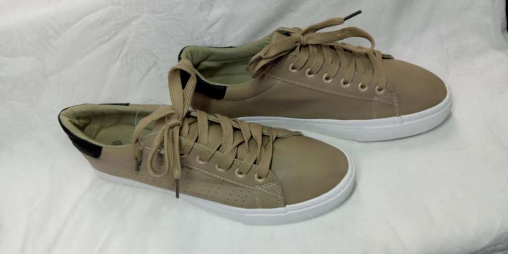  Tenis