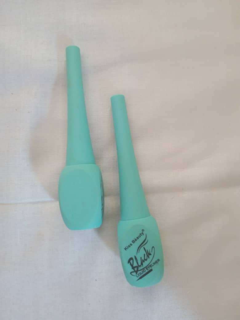  Liquide eyeliner 