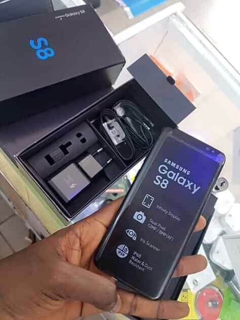  Samsung Galaxy S8...64 Gb storage 