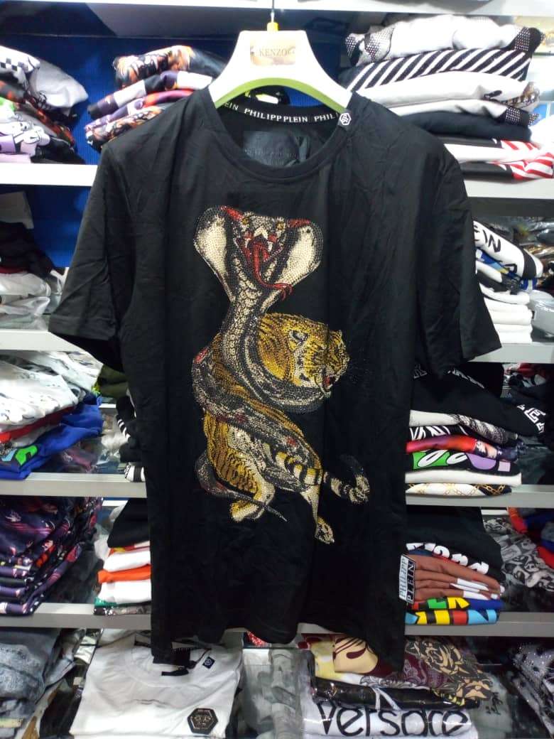  T-shirt à vendre  
