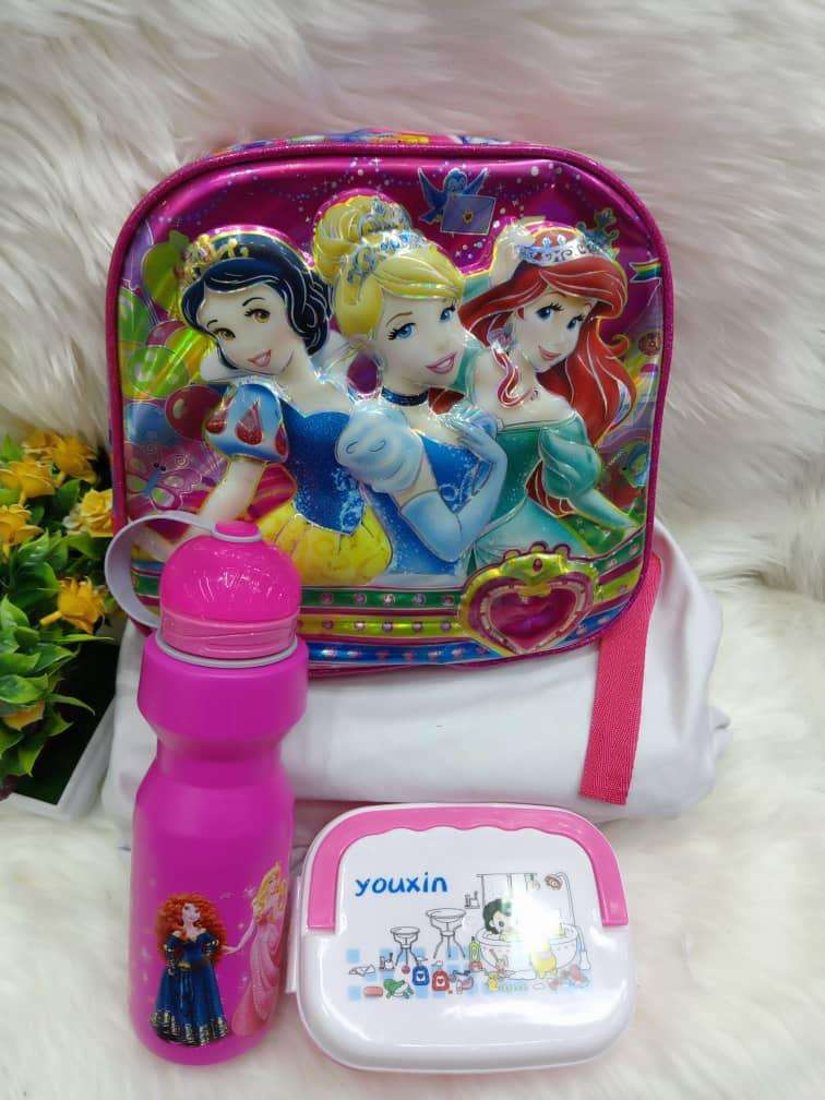  Sac de classe, gamelle,  gourde bon prix