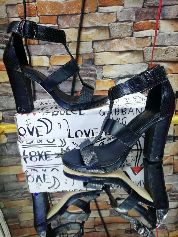  Chaussure talon dame