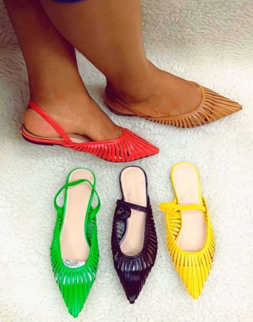  petite pieds nue made in Turquie