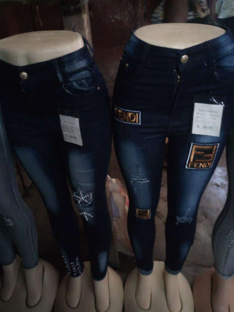  Pantalon