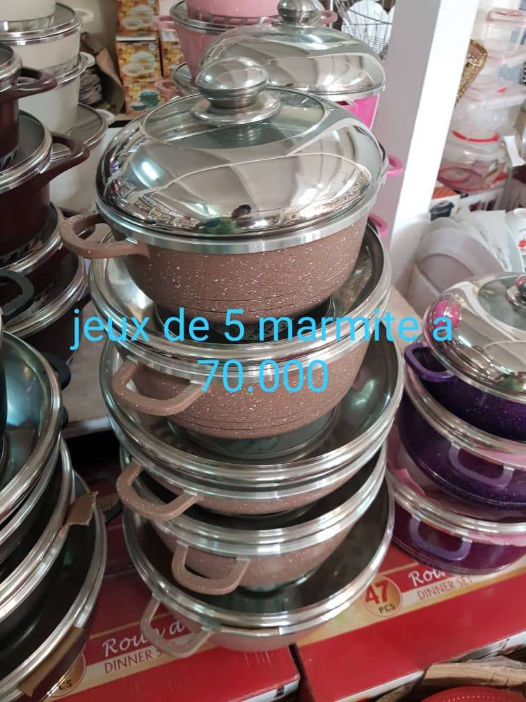  Jeu de marmites