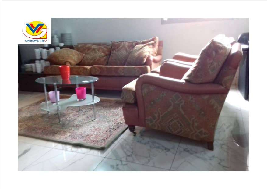  Salon en tissu + cuir 100 %