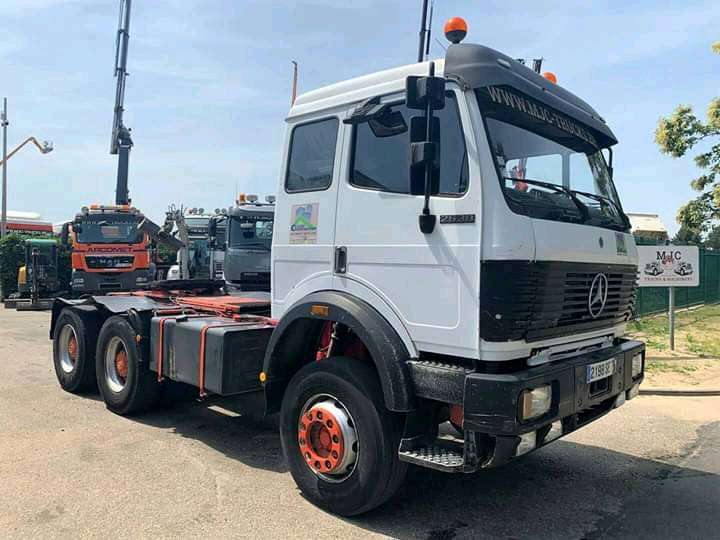  Tracteur Mercedes actros type 2638 