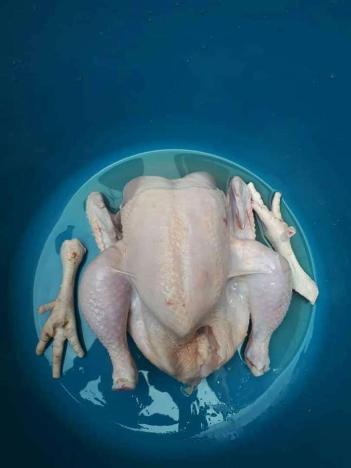  Poulet de chair nettoyée 