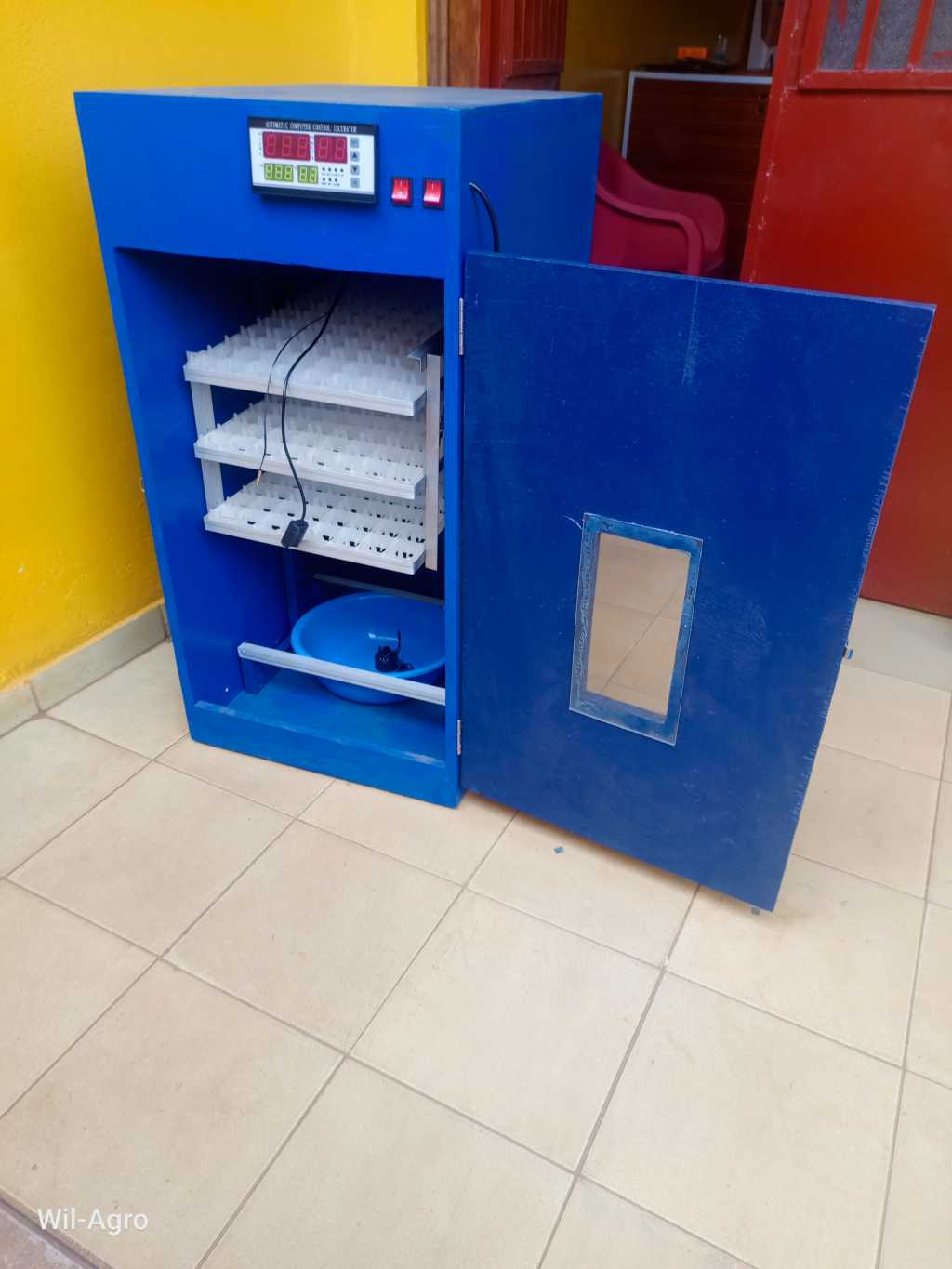  INCUBATEUR 264 ŒUFS AUTOMATIQUE