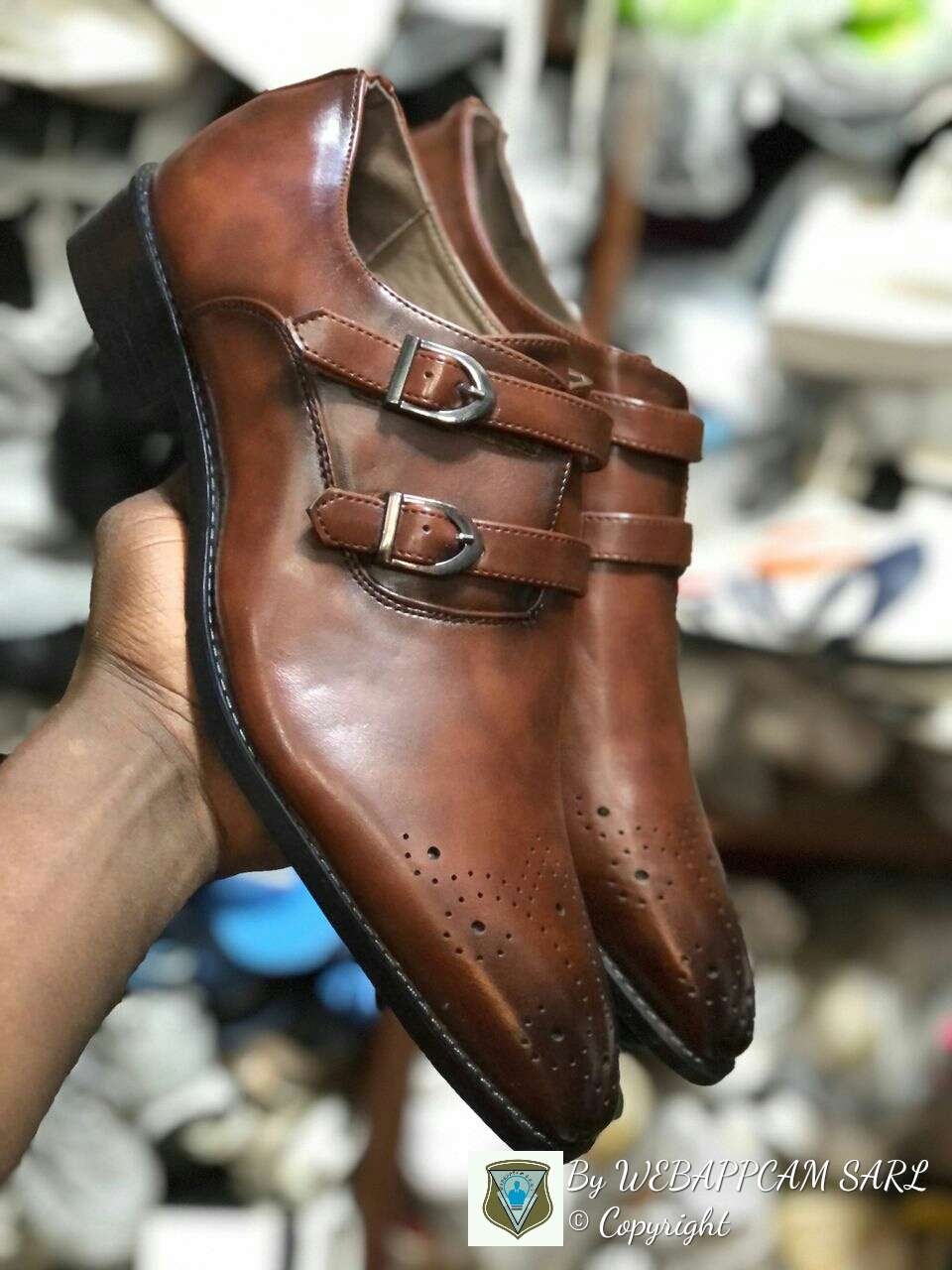  Chaussures femmes et hommes